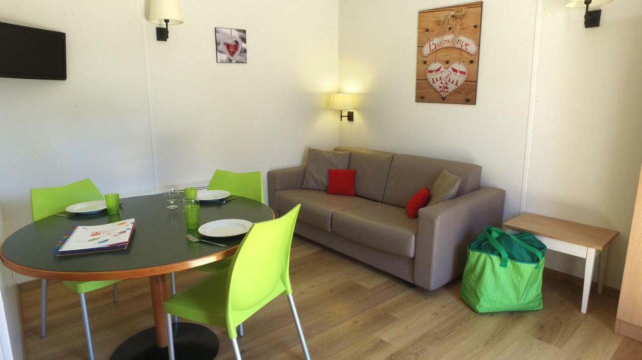 Vvf Les Ecrins Champsaur Hotel Saint-Bonnet-en-Champsaur Exterior photo
